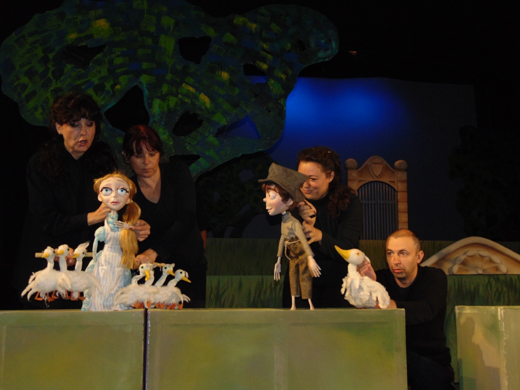 Két mese a hársfa alatt 