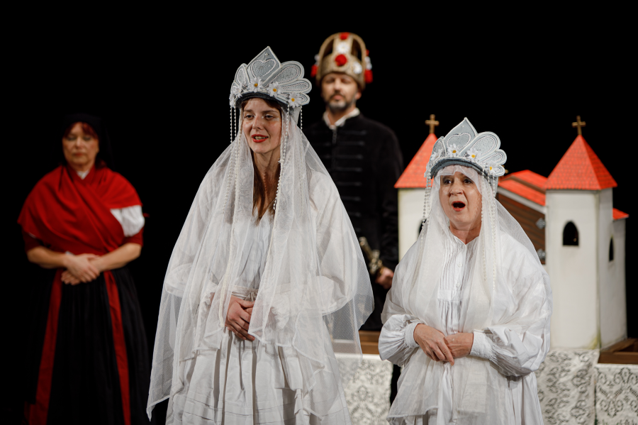 Menjünk, lássunk egy csodát!