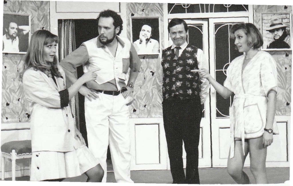 Leszállás Párizsban (Boeing, Boeing)