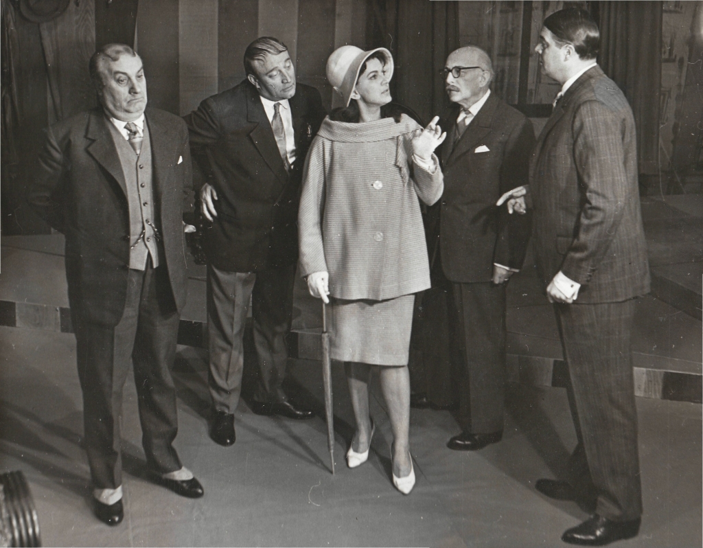 Botrányos kapcsolat Mr.Kettle és Mrs.Moon között